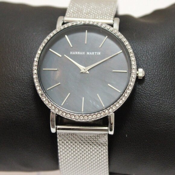 Women's Casual Watch With Rhinestones Natural Shell Dial Mesh Bracelet 36mm - Picture 3 of 13